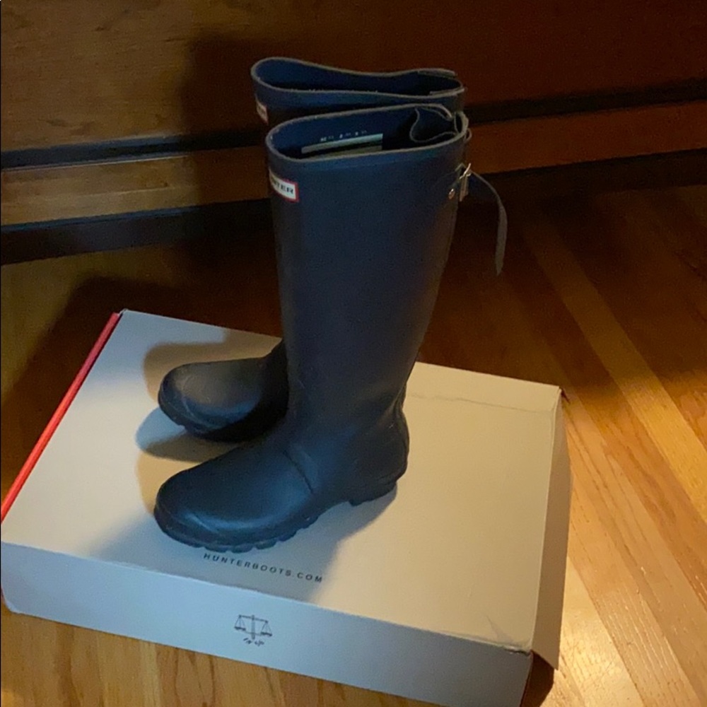 Hunter boots adjustable calf